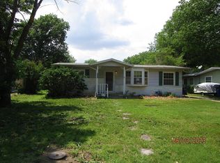 115 N Colby Ave, Valley Center, KS 67147