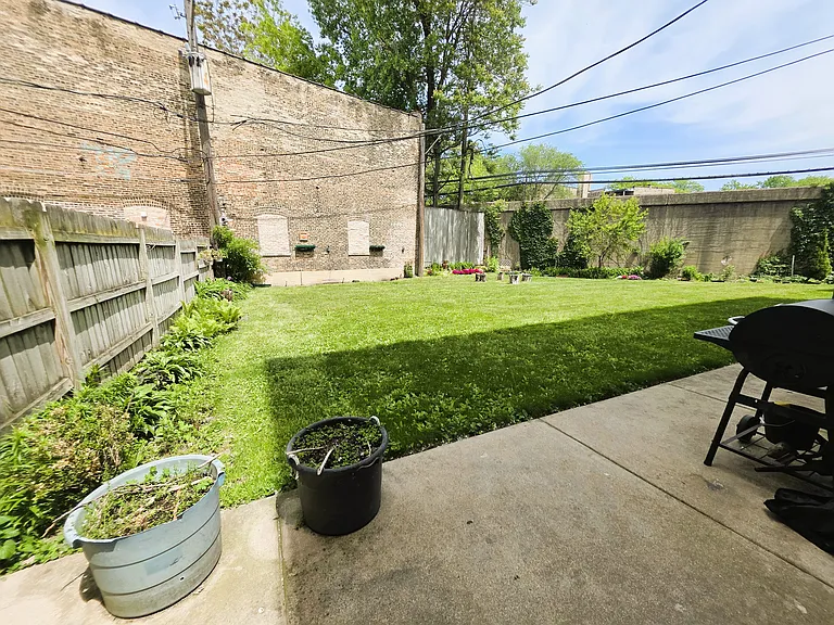 1600 W Fargo Ave #G — Photo 19