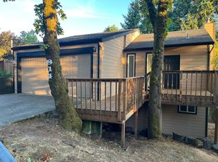 814 SW Taylors Ferry Rd, Portland, OR 97219