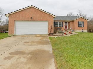 5006 Sean Cir, Blanchester, OH 45107