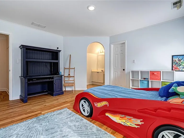 168 Highgrove Dr — Photo 29