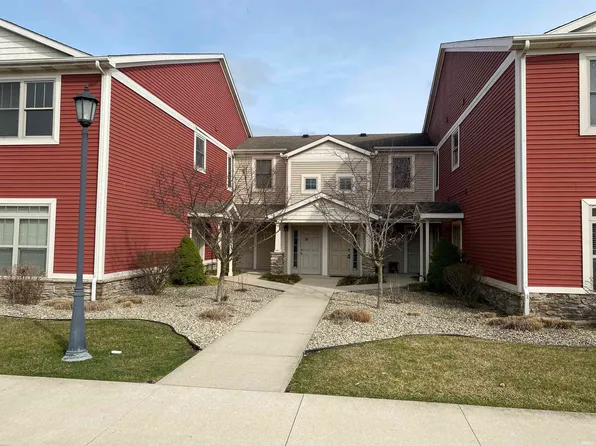 5640 Irish Way #206, Mishawaka, IN 46545
