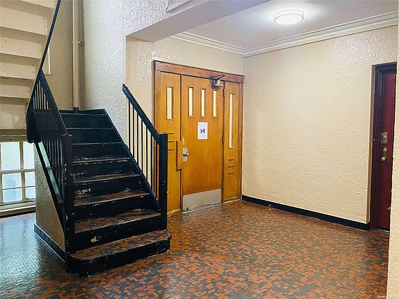 5th image of 48-19 43rd St APT 4A