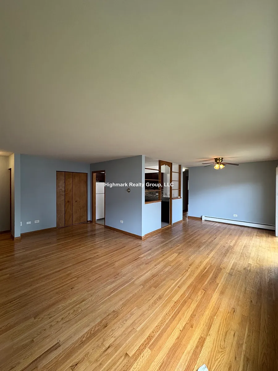 Building Photo - 1639 Oakwood Ave #2003