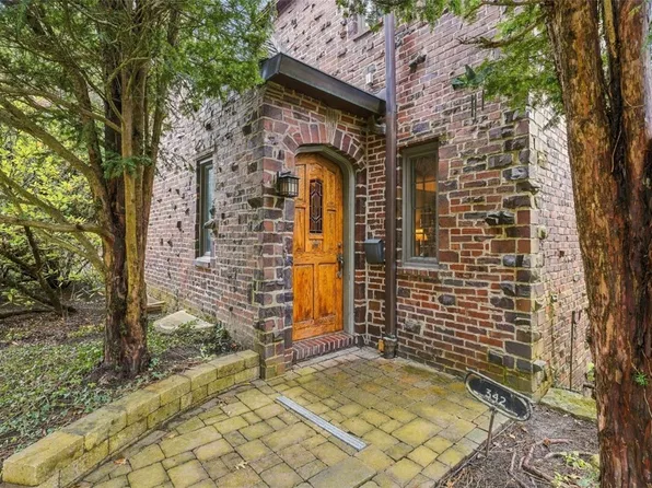 342 Parker Dr, Pittsburgh, PA 15216