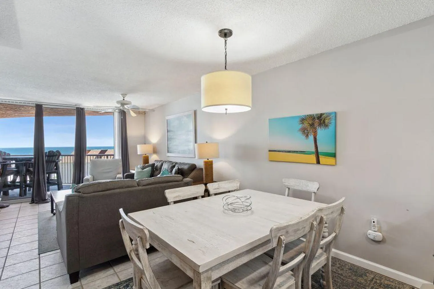 2 bed, 2.0 bath, 1033 sqft, $3,319 — Photo 3