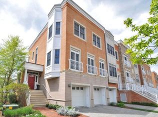 11 Intrepid Pl #3011, Jersey City, NJ 07305