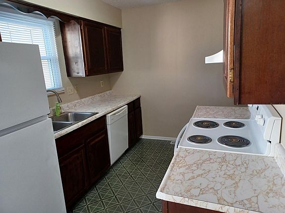 5th image of 14021 Dunbar Ct #14021