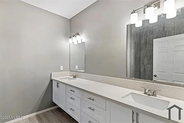 1139 W District St — Photo 10