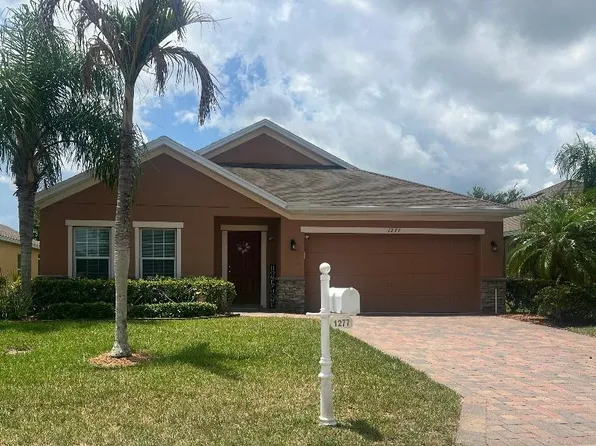 1277 Lexington Mnr SW, Vero Beach, FL 32962