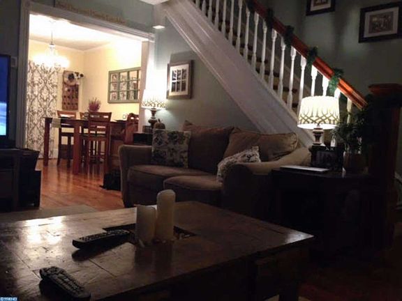 4th image of 260 Walnut St