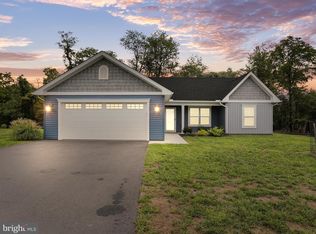 51 Anoka Ct, Martinsburg, WV 25404