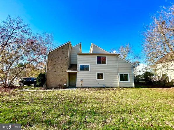 21 Alexander Ct, Voorhees, NJ 08043