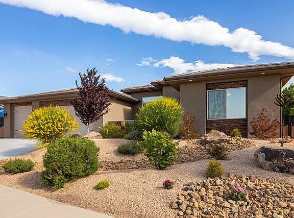 5th image of 772 W Sunset Mesa Dr