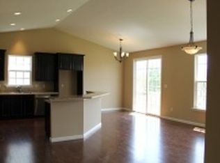 110 Vistalago Pl, Saint Peters, MO 63376