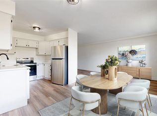 1221 Illinois St APT 1D, Golden, CO 80401
