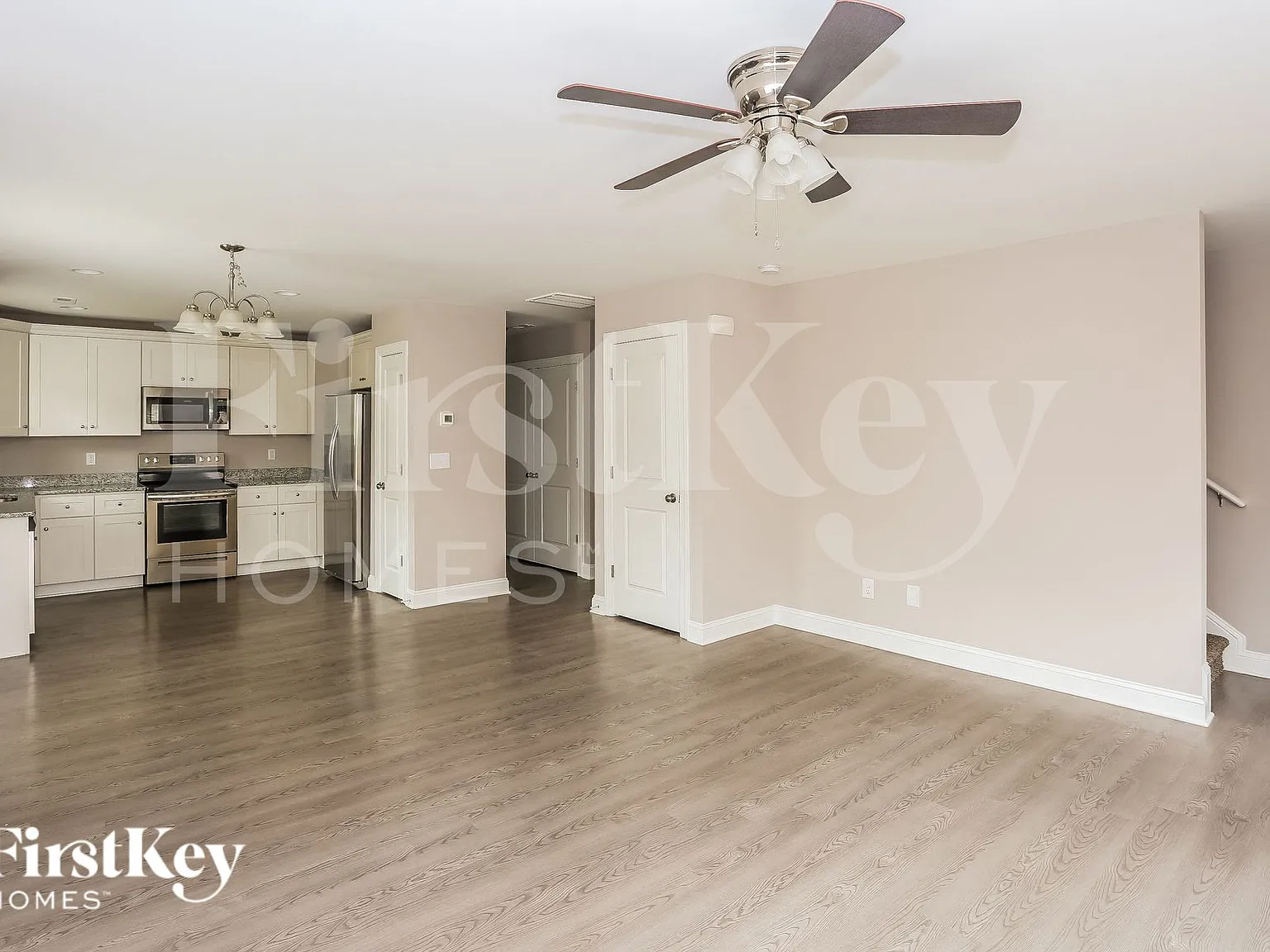 3 bed, 2.0 bath, 1260 sqft, $1,890 — Photo 4
