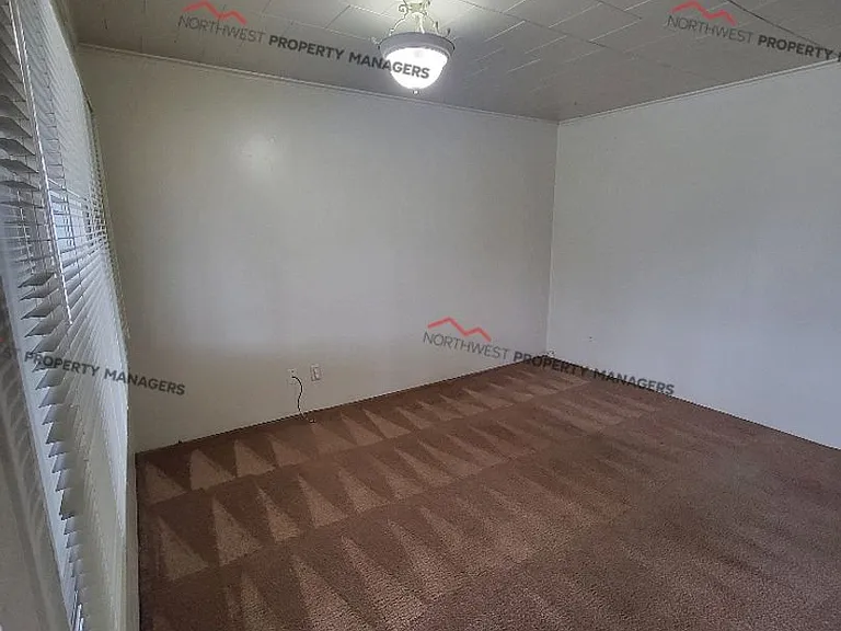314 320 S W Cascade Avenue 171 #3 — Photo 3