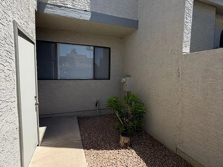 2524 El Paradiso #95 — Photo 3