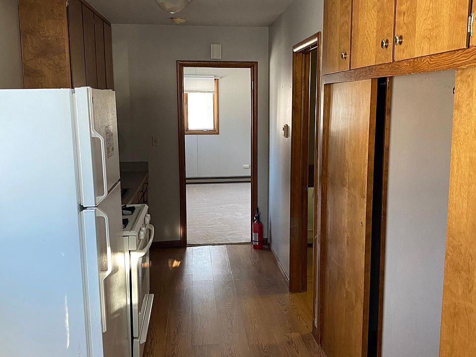 2nd image of 401 1st Ave SE #3