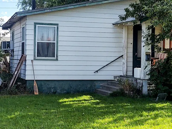 1502 Wyoming Ave, Cody, WY 82414