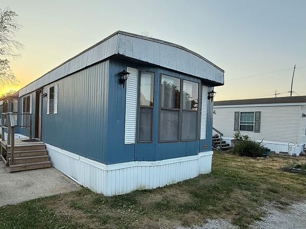 16 Weavers Ct