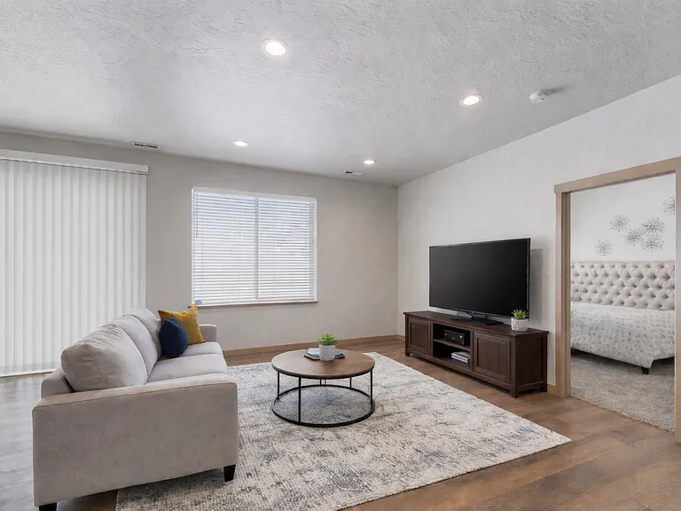 Maplewood Villas — Photo 23
