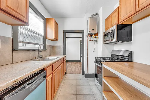 252 Oakland Ave Photo 1
