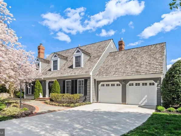 1502 Chain Bridge Ct, Mc Lean, VA 22101