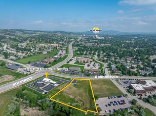 107 E Minnesota St, Rapid City, SD 57701