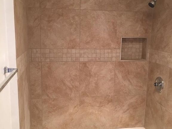 5th image of 579 S Highland Dr APT 5