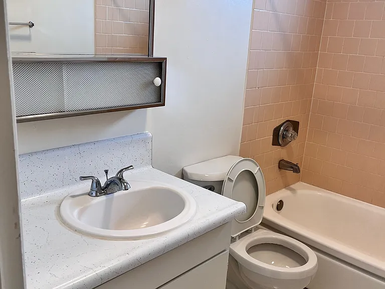 2835 Nina St #11 — Photo 15