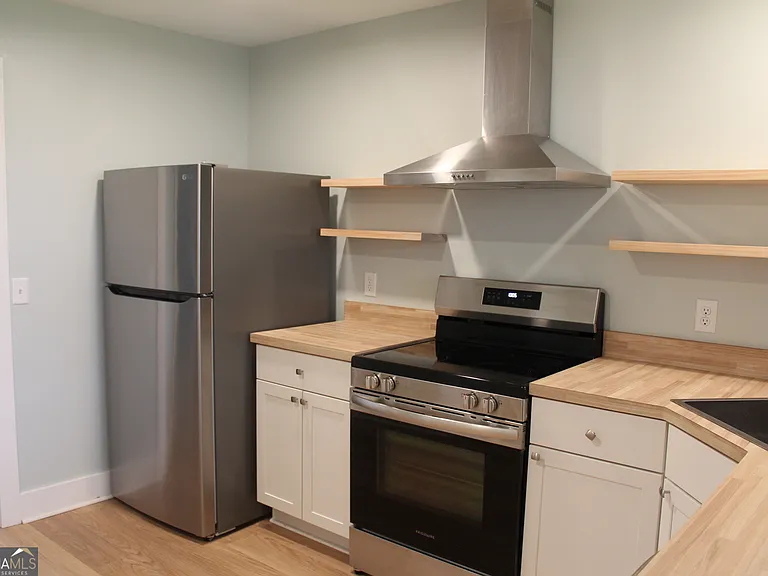 5 S Zetterower Ave — Photo 7