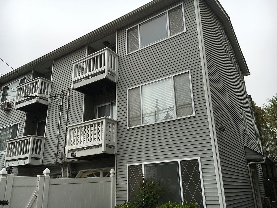 1st image of 3918 Victory Blvd