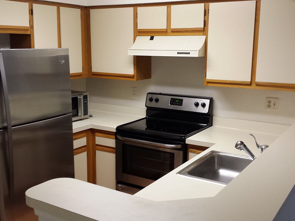 1st image of 6920 Victoria Dr Unit K