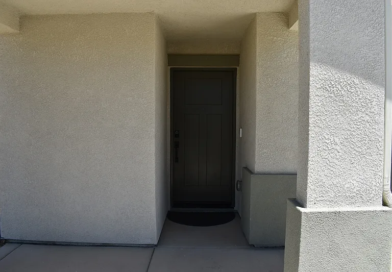 781 Irma Dr — Photo 4