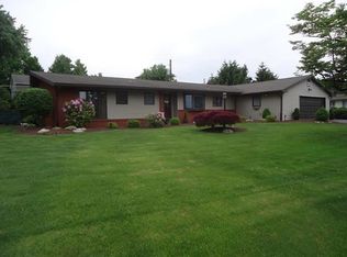 5836 Schantz Rd, Allentown, PA 18104