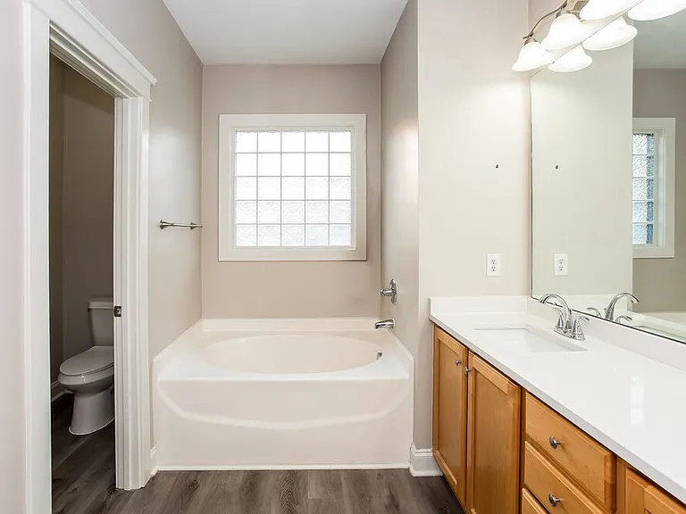8116 Bud Henderson Rd — Photo 12