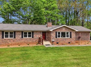 201 Dillard Dr NE, Kennesaw, GA 30144
