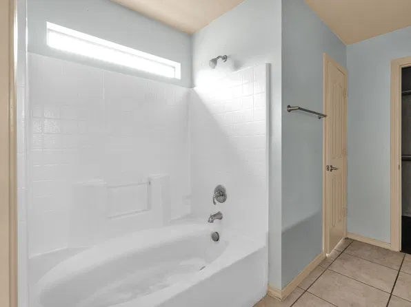 5421 Austin Ridge Dr, Fort Worth, TX 76179