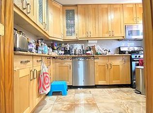 150 W End Ave APT 4B, Brooklyn, NY 11235