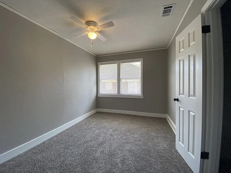 1356 S Cooper St — Photo 3