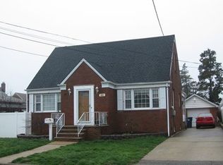 801 Mary St, Perth Amboy, NJ 08861