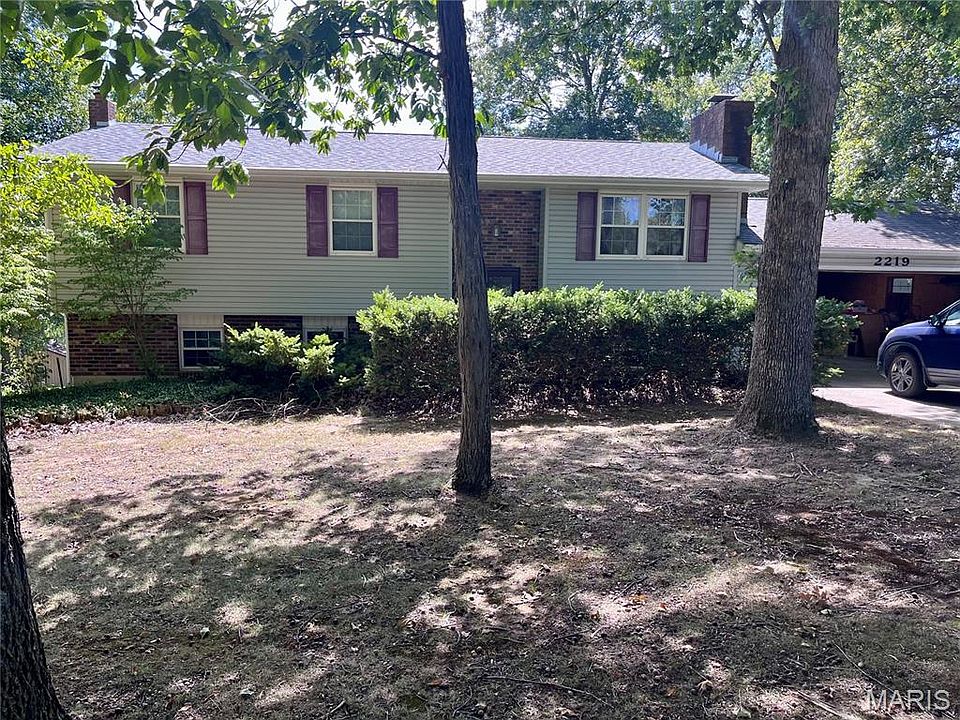 1st image of 2219 Ridge Rd