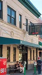 Rented by R New York