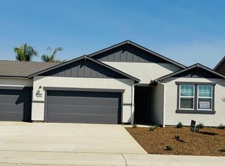 1605 Castro Ave, Chowchilla, CA 93610