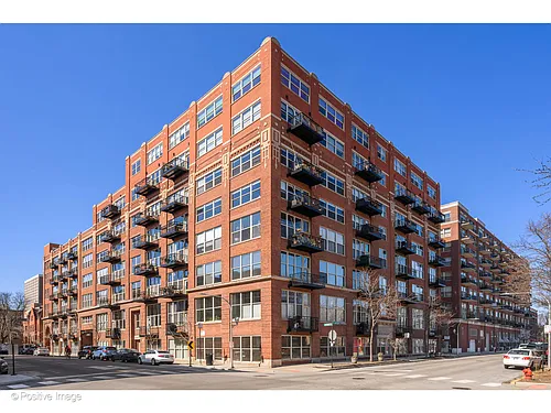 1500 W Monroe St Photo 1