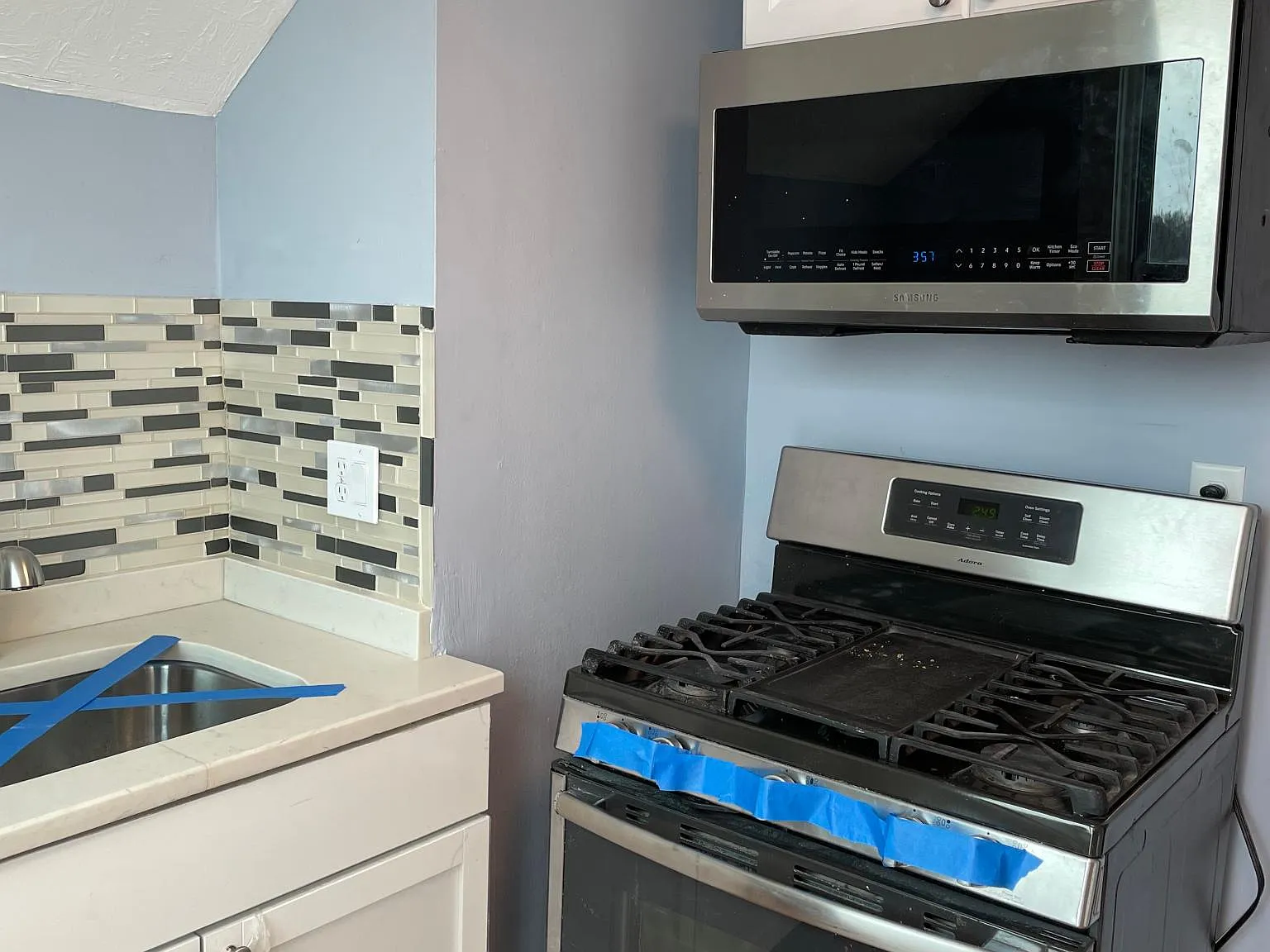 2 bed, 630 sqft, $1,725 — Photo 4