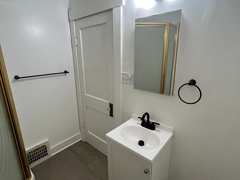 2208 SW Wilmington Ct — Photo 11