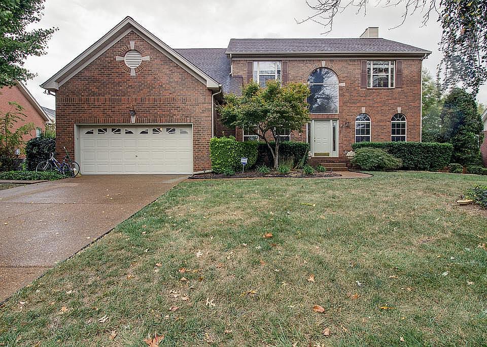 1st image of 729 Glen Oaks Dr